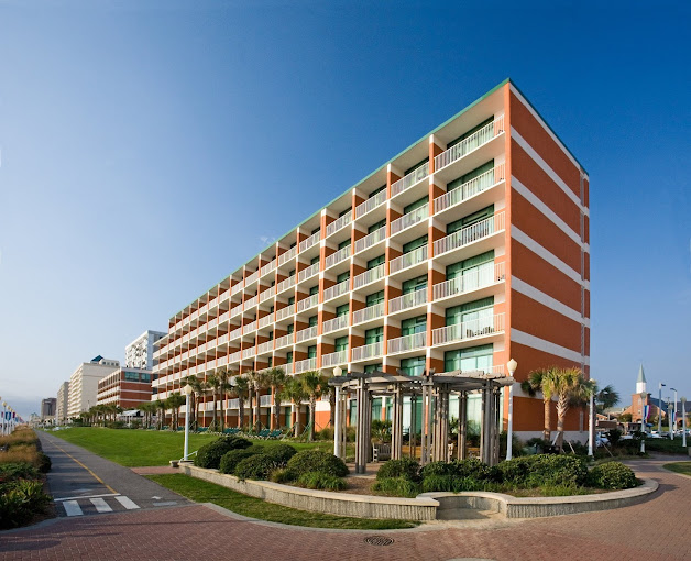 Holiday Inn & Suites North Beach Virginia - Eastern States